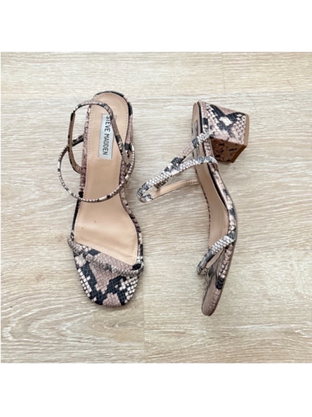 Steve Madden Snake Print Block Heel Sandal size 9 - Picture 1 of 3